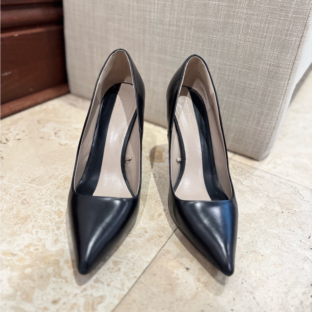 Zara Black Pointed Toe Heels